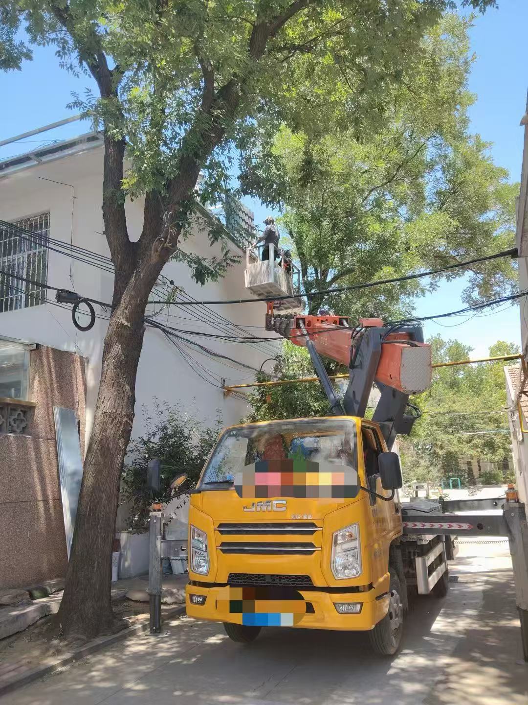 东丰县高空作业车能吊装重物吗？最大承载多少公斤？