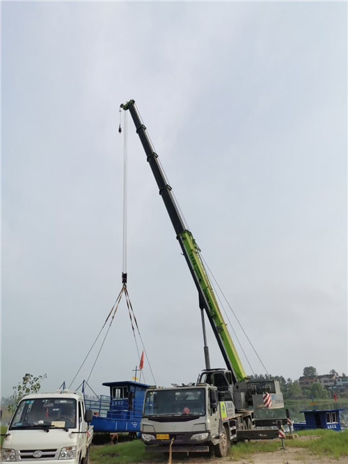 东丰县桥梁建设吊装案例